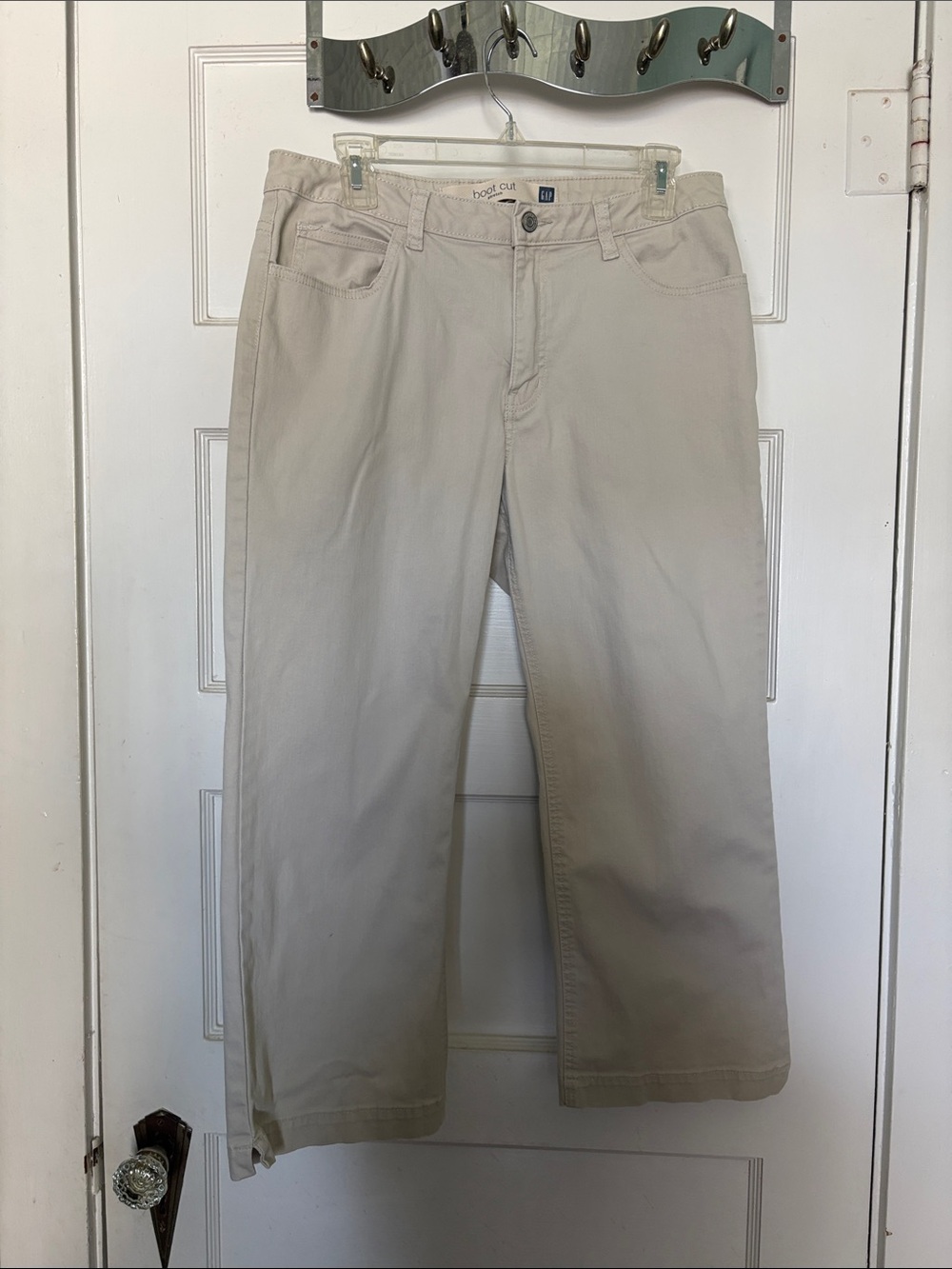 GAP Women’s Beige Boot Cut Stretch Cropped Jeans Size 12